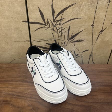 【橙庐】6A0116-3原创熊猫印花牛皮小白鞋 布里羊皮垫女款国风板鞋