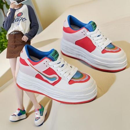 内增高7cm厚底真皮板鞋女百搭不累脚拼色彩虹小白鞋2026春季爆款