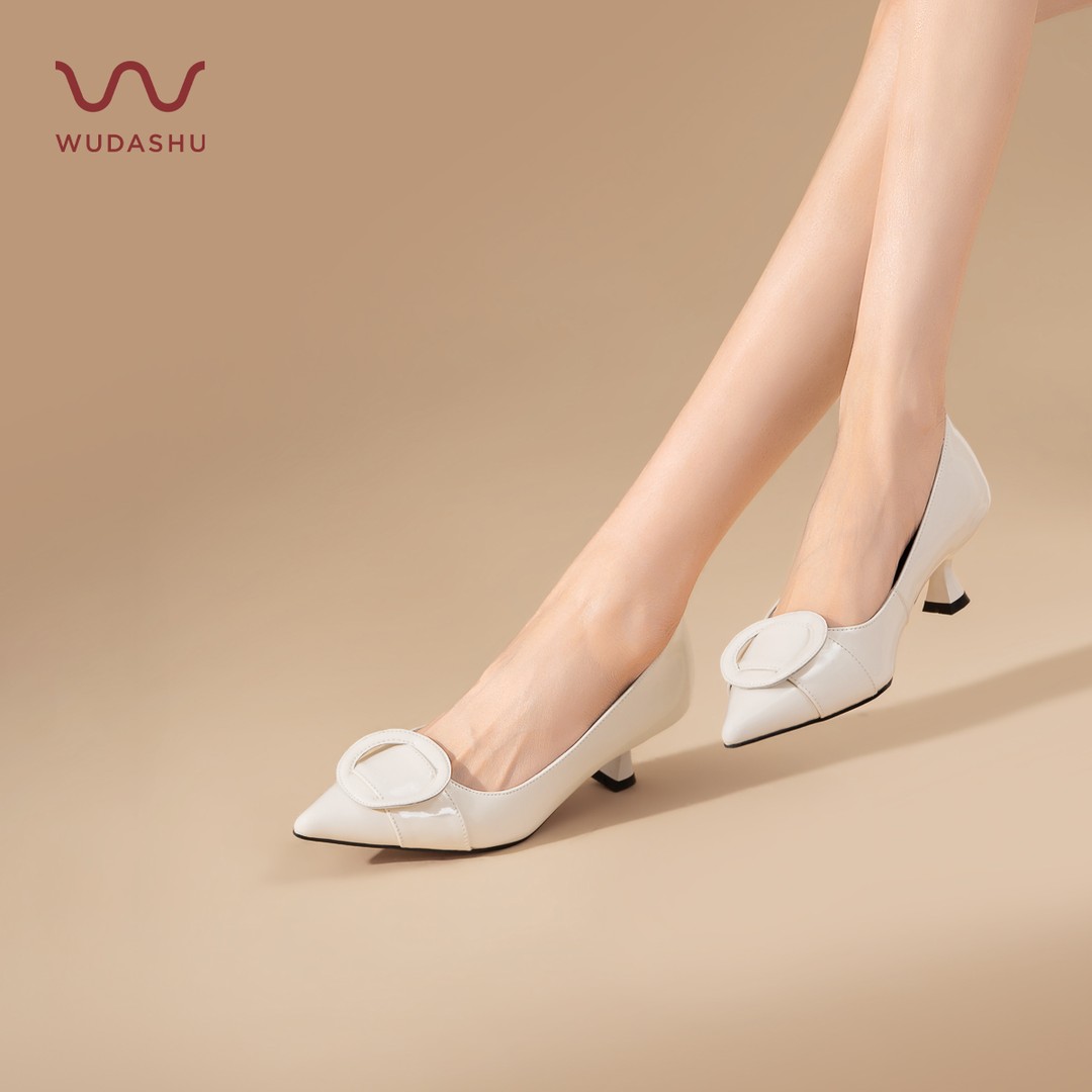 吴大叔气质真皮尖头矮跟高级感单鞋休闲日常高跟鞋女A41B1F1020A主图