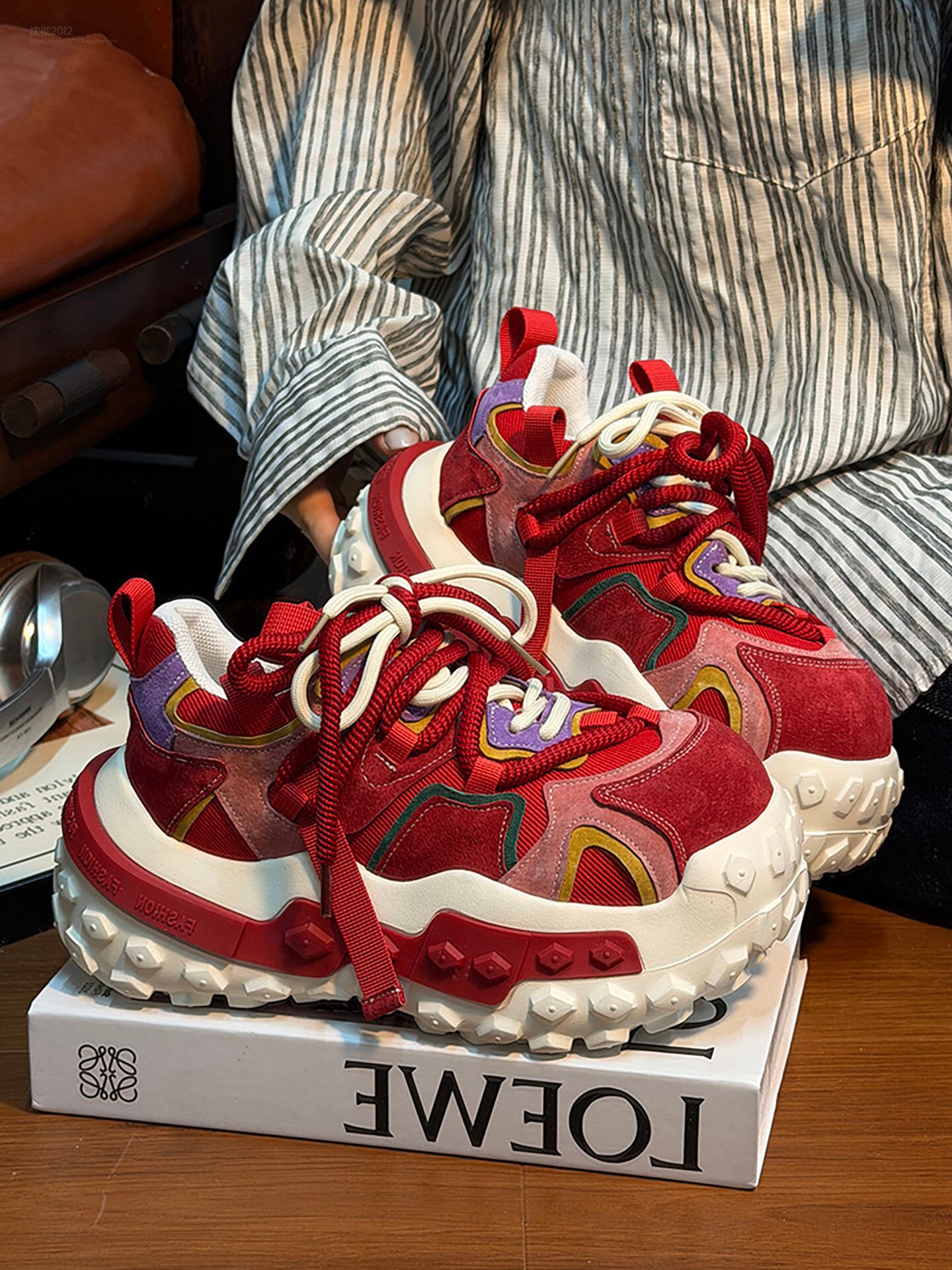 香港真皮做旧面包运动鞋女2026春新款厚底松糕老爹鞋增高休闲板鞋主图