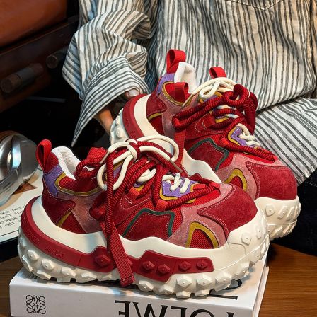 香港真皮做旧面包运动鞋女2026春新款厚底松糕老爹鞋增高休闲板鞋