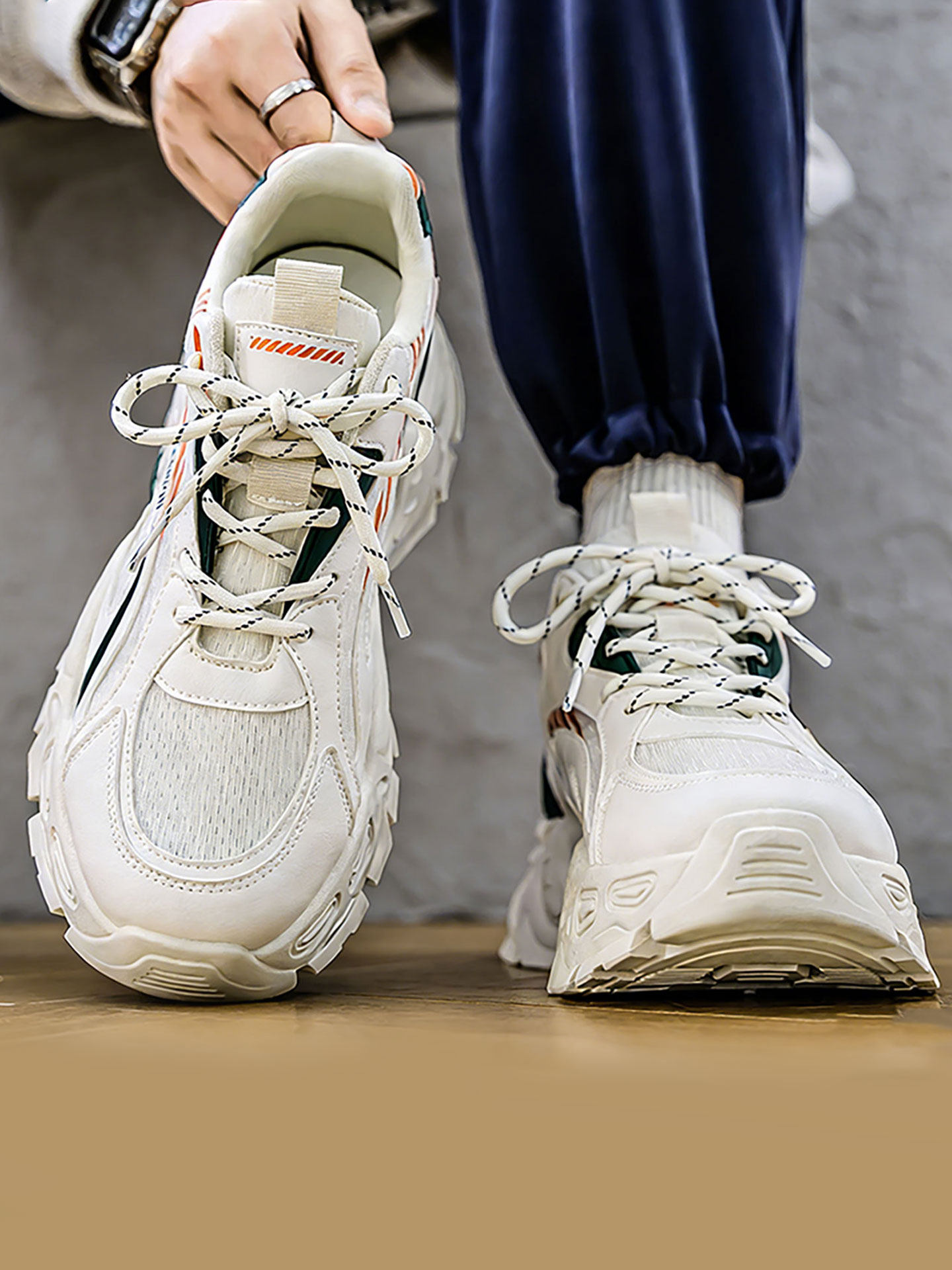 男鞋2026新款今年流行爆款老爹潮鞋透气防臭青少年百搭增高厚底鞋主图