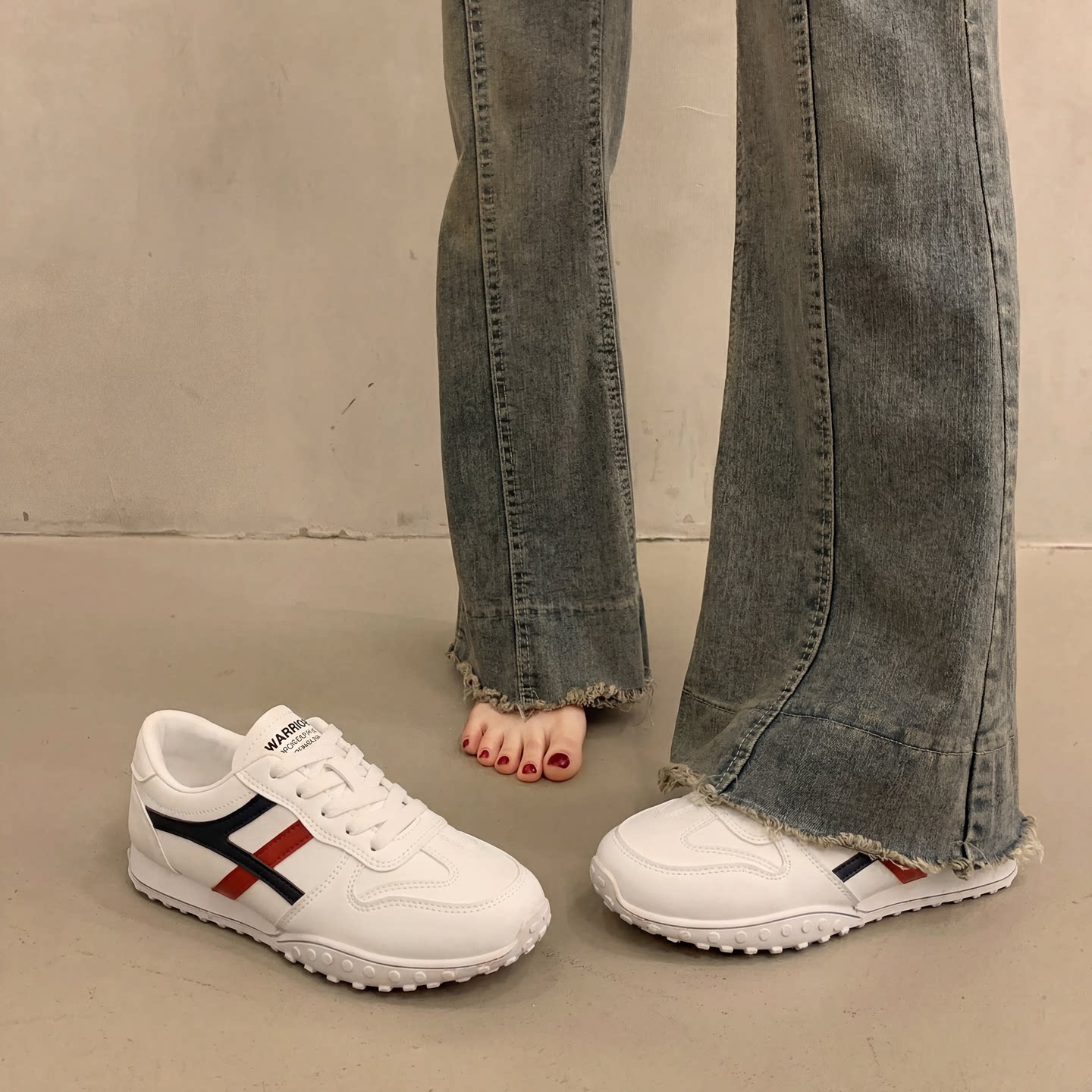 运动鞋女2026新款爆款时尚百搭休闲德训鞋女款厚底内增高春季女鞋主图