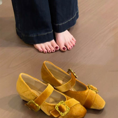 羊皮版~法式丝绒高级感小众优雅玛丽珍鞋女一字带设计感方头单鞋