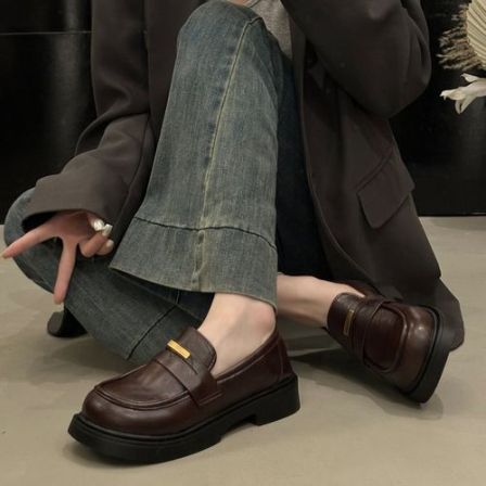 复古棕色乐福鞋女2026春秋新款百搭英伦学院风厚底一脚蹬jk小皮鞋