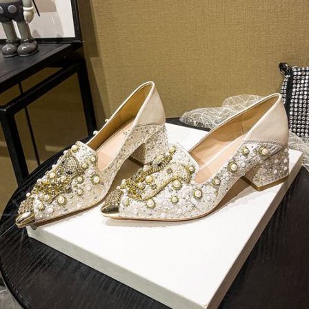 2026新款粗跟单鞋浅口秋季新款不累脚单鞋尖头高跟水钻狐狸单鞋女