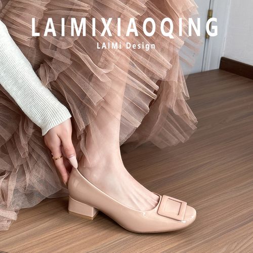 加宽版~新款方扣浅口粗跟单鞋女韩版小香风晚晚风不累脚尖头鞋主图