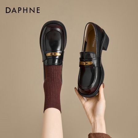 达芙妮粗跟乐福鞋女2026年新款春季女鞋百搭英伦风小皮鞋高跟单鞋