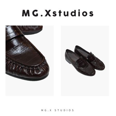 【褐光尘】MGX鳄鱼纹粗跟英伦风女款乐福鞋M64H5969P0HZ