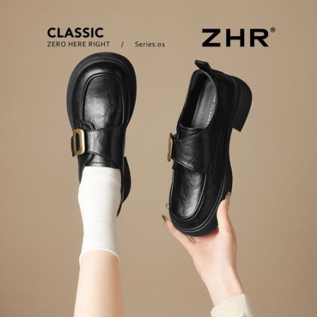 英伦风单鞋女鞋2026新款不累脚小皮鞋气质鞋子百搭通勤粗跟乐福鞋