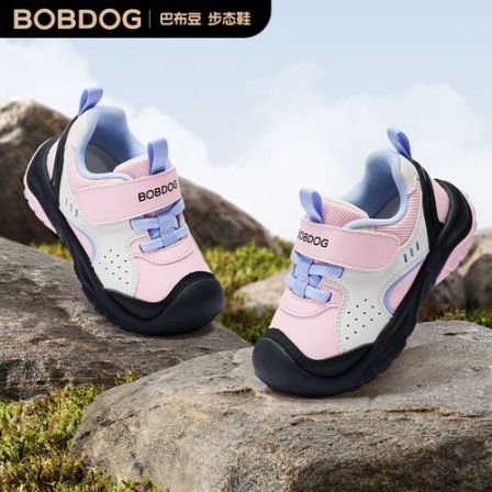 巴布豆防滑跑步鞋2026春季小童学步鞋学院风女童运动鞋男孩宝宝鞋