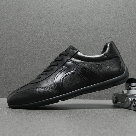 2026春季新款德训鞋男真皮黑色潮牌高端休闲皮鞋软牛皮豆豆板鞋男