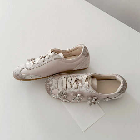 羊皮版~法式丝绒温柔风花朵德训鞋平底休闲单鞋配裙子系带板鞋女