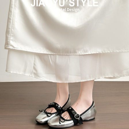 真皮~骄屿铆钉芭蕾玛丽珍鞋2026春新款蝴蝶结银色内增高朋克单鞋