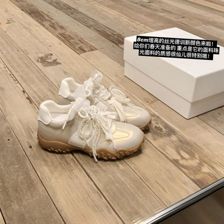 【苏茵茵】丝光德训~丝光月牙珍珠蕾丝内增高运动休闲鞋女德训鞋