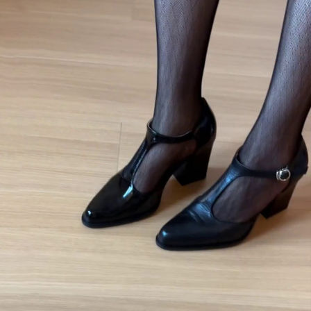 Wheat house ~！法式复古T字扣带玛丽珍鞋女粗跟尖头浅口高跟单鞋