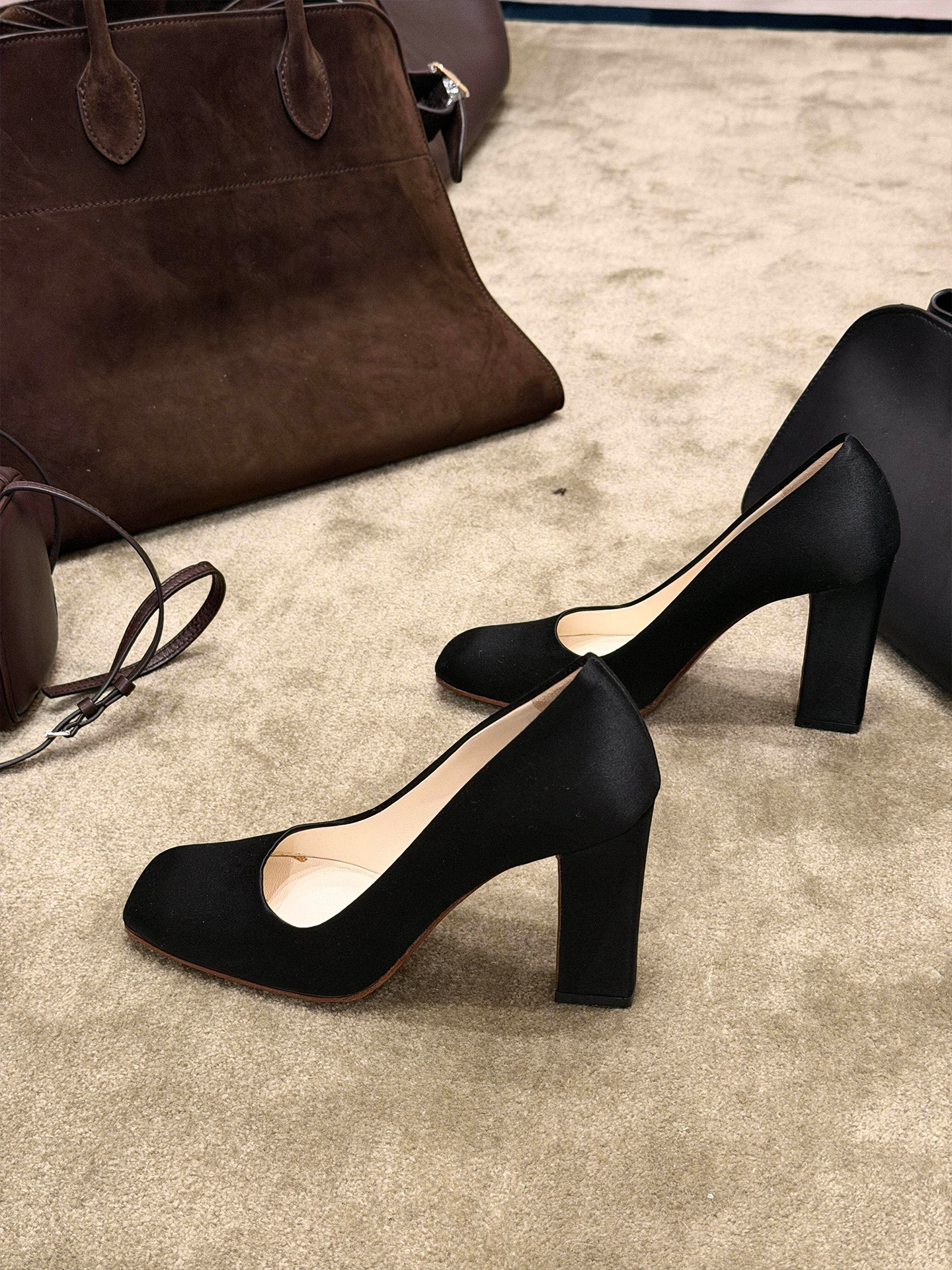 Wheat house ~！法式简约方头气质高跟鞋女粗跟浅口黑色通勤单鞋主图