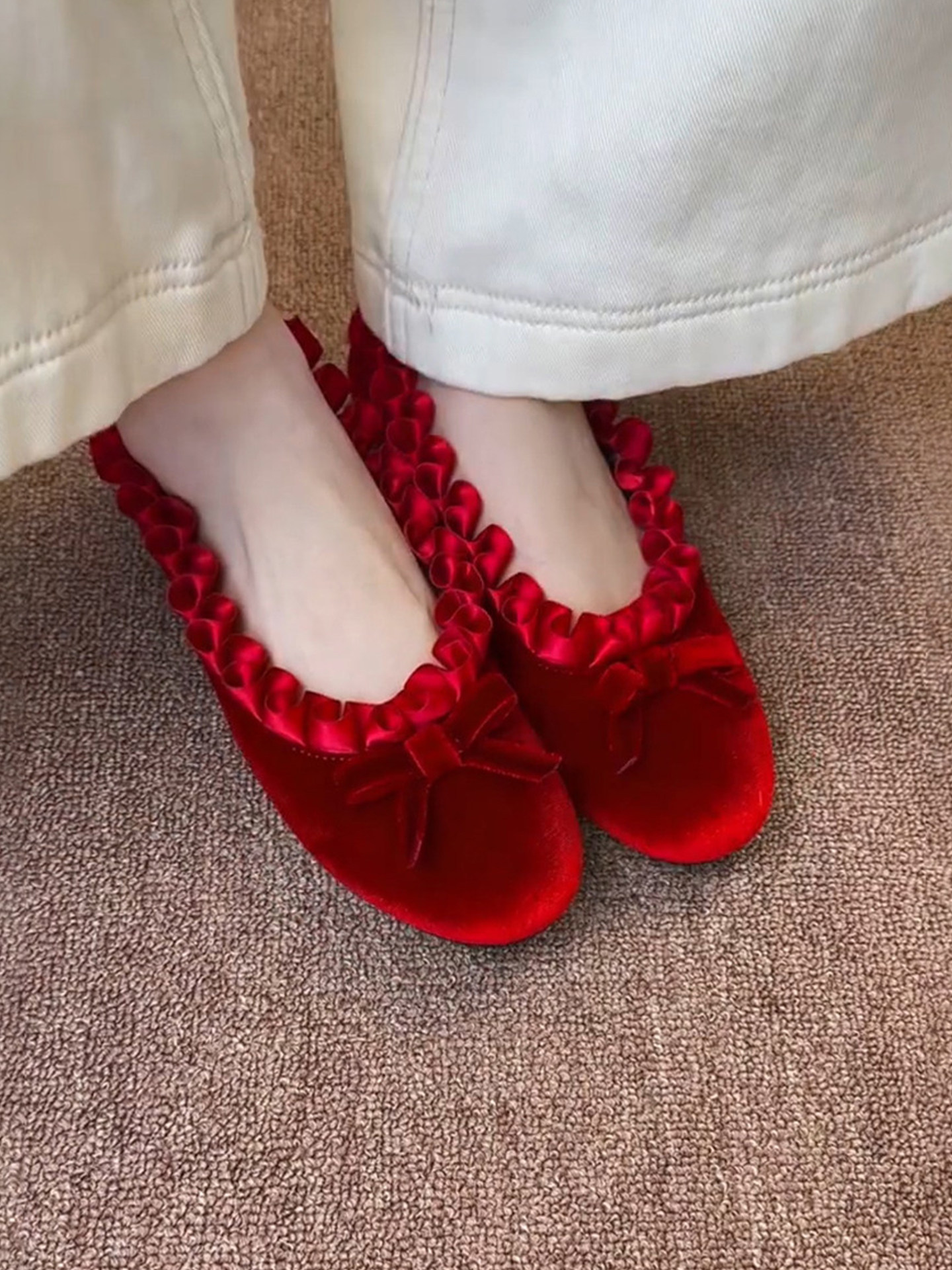 Wheat house ~！新中式丝绒蝴蝶结芭蕾舞鞋女平底一脚蹬红色包鞋主图