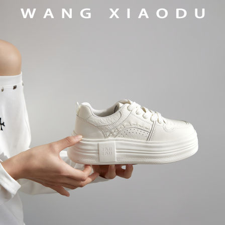 原创【王小毒】I&U●5cm增高厚底板鞋女字母百搭透气休闲小白鞋