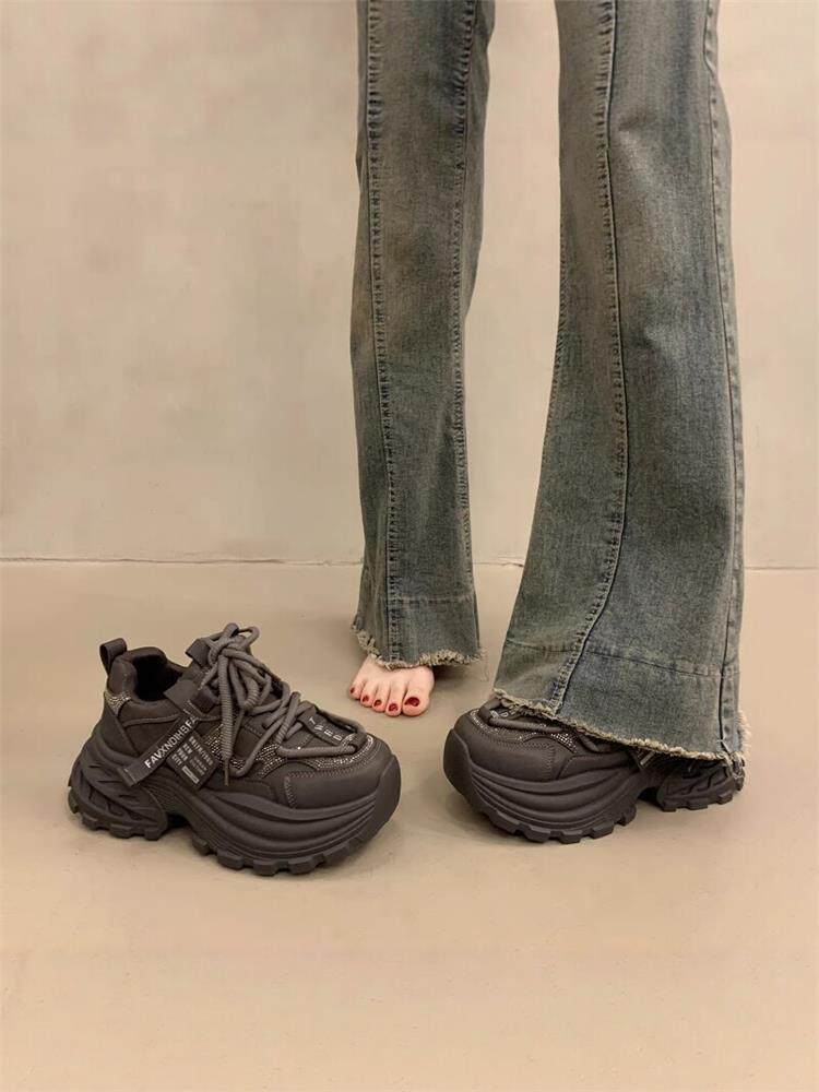 黑色内增高老爹鞋女2026新款春季超火真皮显脚小休闲水钻运动鞋女主图