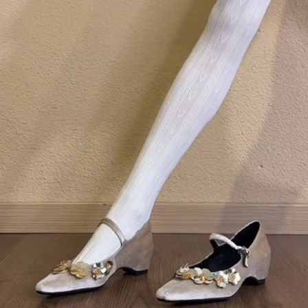 羊皮版~法式高级丝绒玛丽珍鞋女一字带亮皮花朵内增高方头小单鞋