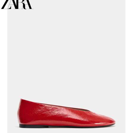 ZARA2026春夏新品 女鞋 红色皮革V形口圆头芭蕾鞋 1562710 600