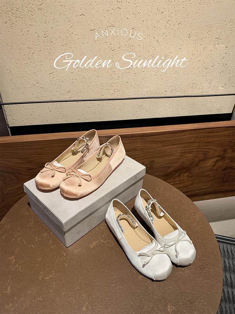 【苏茵茵】南法芭蕾鞋~蝴蝶结水钻3cm内增高玛丽珍单鞋女晚宴婚鞋主图