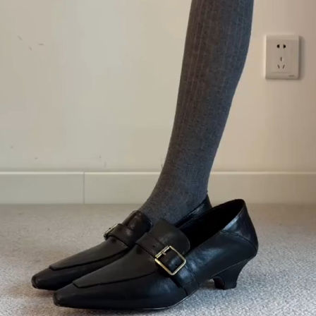 羊皮版~英伦风真皮尖头皮带扣乐福鞋女复古粗跟一脚蹬显瘦小皮鞋