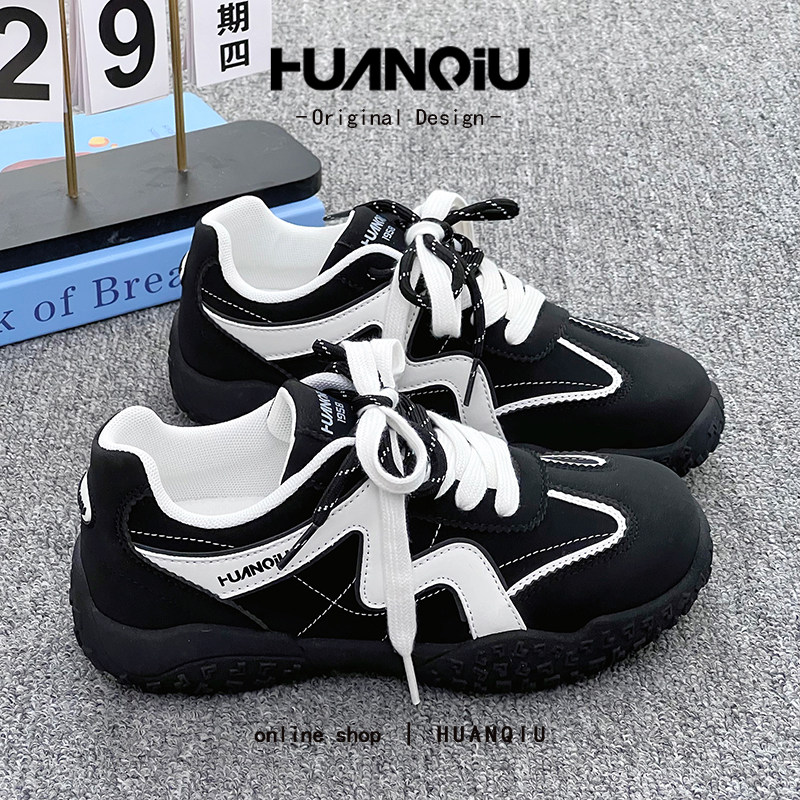 环球防滑耐磨足弓形跑步运动鞋女2026超火春季爆款耐脏增高登山鞋主图