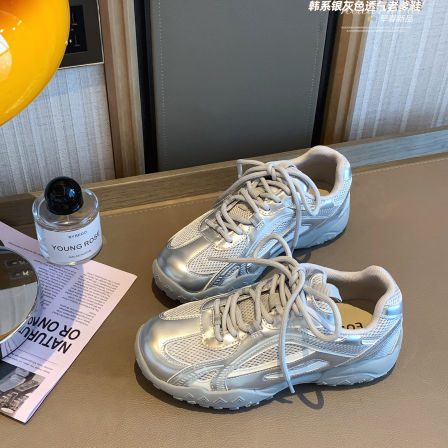 女大童银色网面老爹鞋2026春季新款青少年时尚德训鞋亲子休闲球鞋