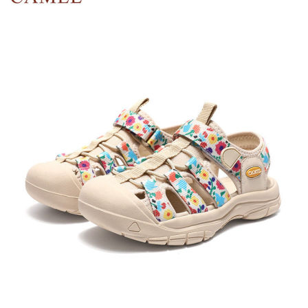 小骆驼儿童包头鞋2026夏季新款户外透气沙滩鞋运动休闲鞋男童凉鞋