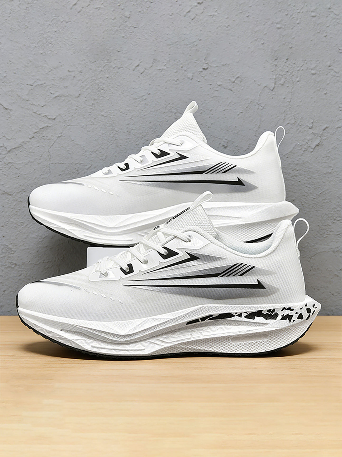 男鞋超轻白色运动鞋夏季透气防臭初高中生体考鞋防滑舒适男童跑鞋主图