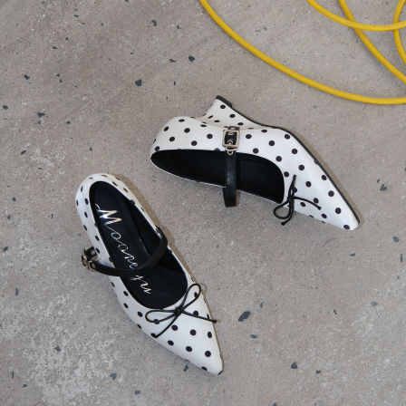 Mooreyu波点蝴蝶结高跟鞋女春夏新款皮带扣尖头浅口坡跟单鞋原创