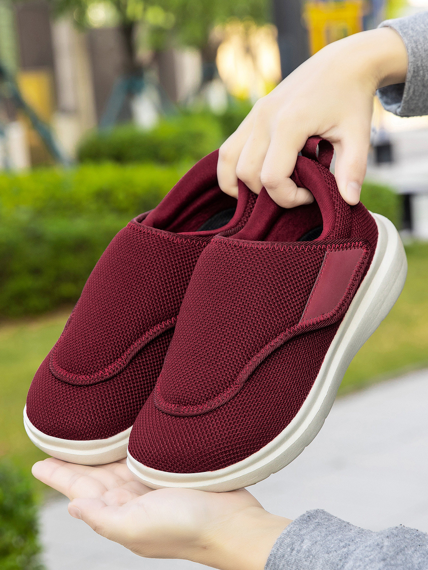 张凯丽老人鞋2026新款一脚蹬妈妈鞋中老年舒适防滑软底健步运动鞋主图