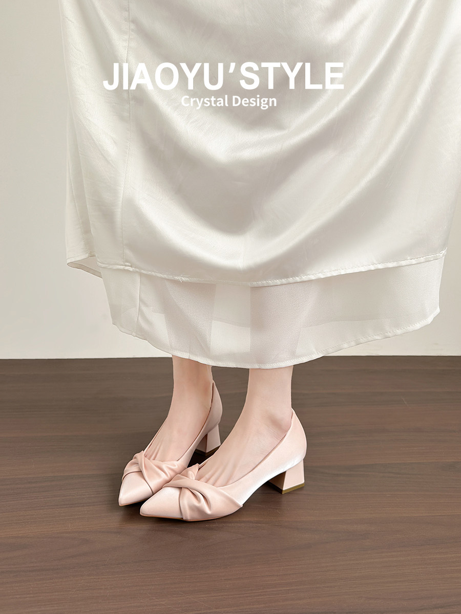 真皮~骄屿裸色尖头高跟鞋2026新款气质粗跟配裙子浅口玛丽珍单鞋主图