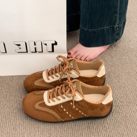 复古平底德训鞋女款2026新款春季女鞋子通勤百搭爆款运动休闲板鞋