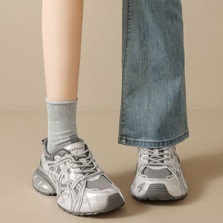 达芙妮银色老爹鞋女2026新款春厚底增高软底不累脚灰色运动休闲鞋