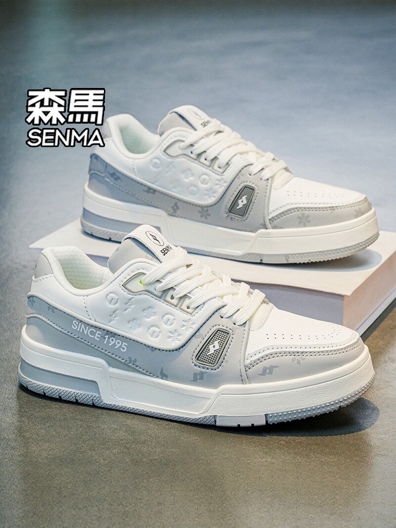 森马时尚超火男鞋春季百搭高级感厚底增高板鞋休闲防滑耐磨运动鞋主图