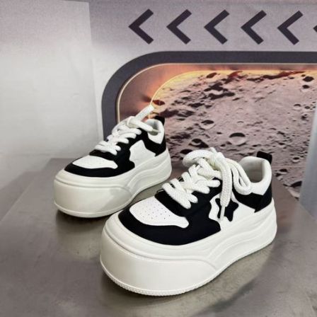 302新款2026圆头系带韩版简约休闲板鞋潮流百搭ins