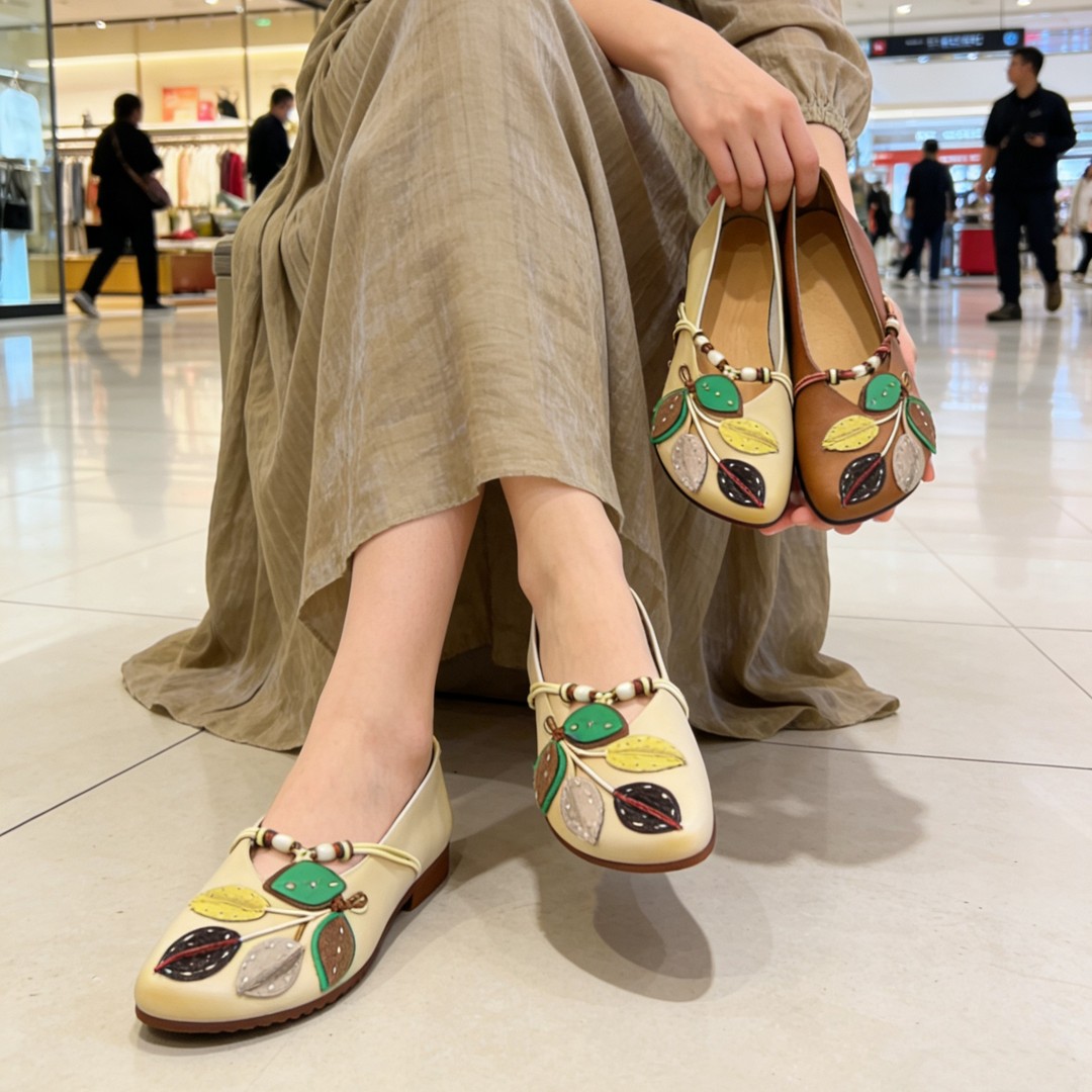 2518-61新款复古民族风软底皮鞋圆头浅口舒适百搭女单鞋主图