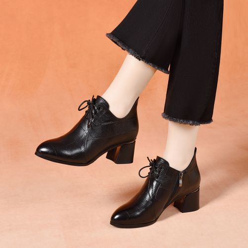 特大码小码真皮系带深口单鞋2026春秋新款百搭压花牛皮尖头马丁靴主图