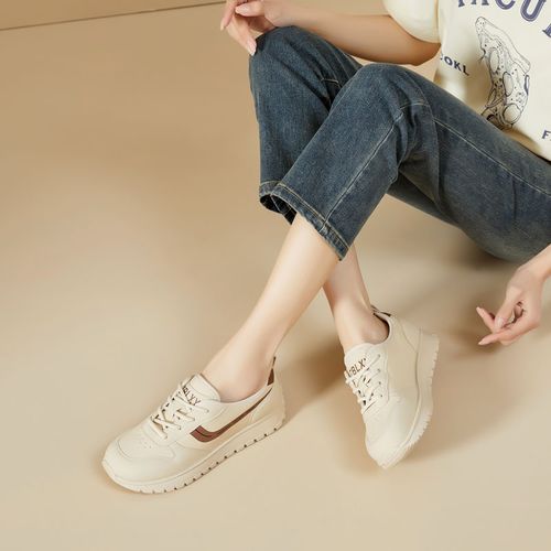 Y9205-7 大码女鞋40-43超软春季新款百搭真皮软底系带休闲鞋单鞋主图