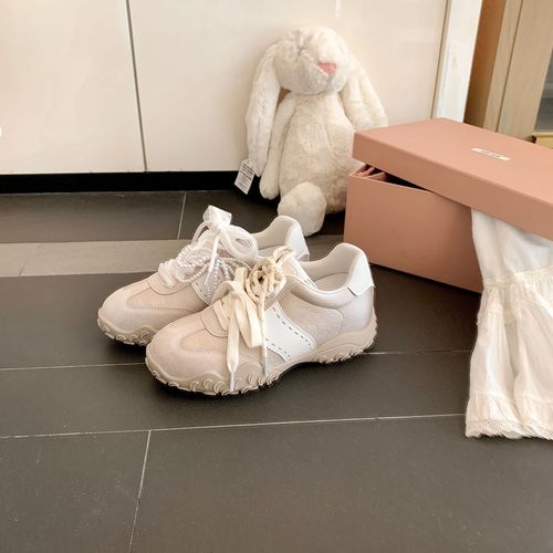 苏茵茵8cm新色隐形内增高休闲鞋德训鞋女E5119001主图