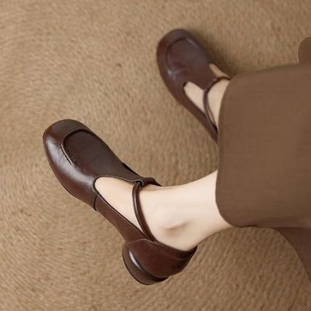 真皮圆头低跟单鞋女2026春季新款法式复古玛丽珍鞋秋款粗跟小皮鞋