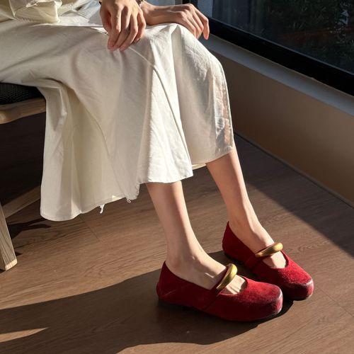 小发喵「暖金环扣丝绒擦色单鞋｜慵懒雅韵 臻致摩登步履生香」777主图