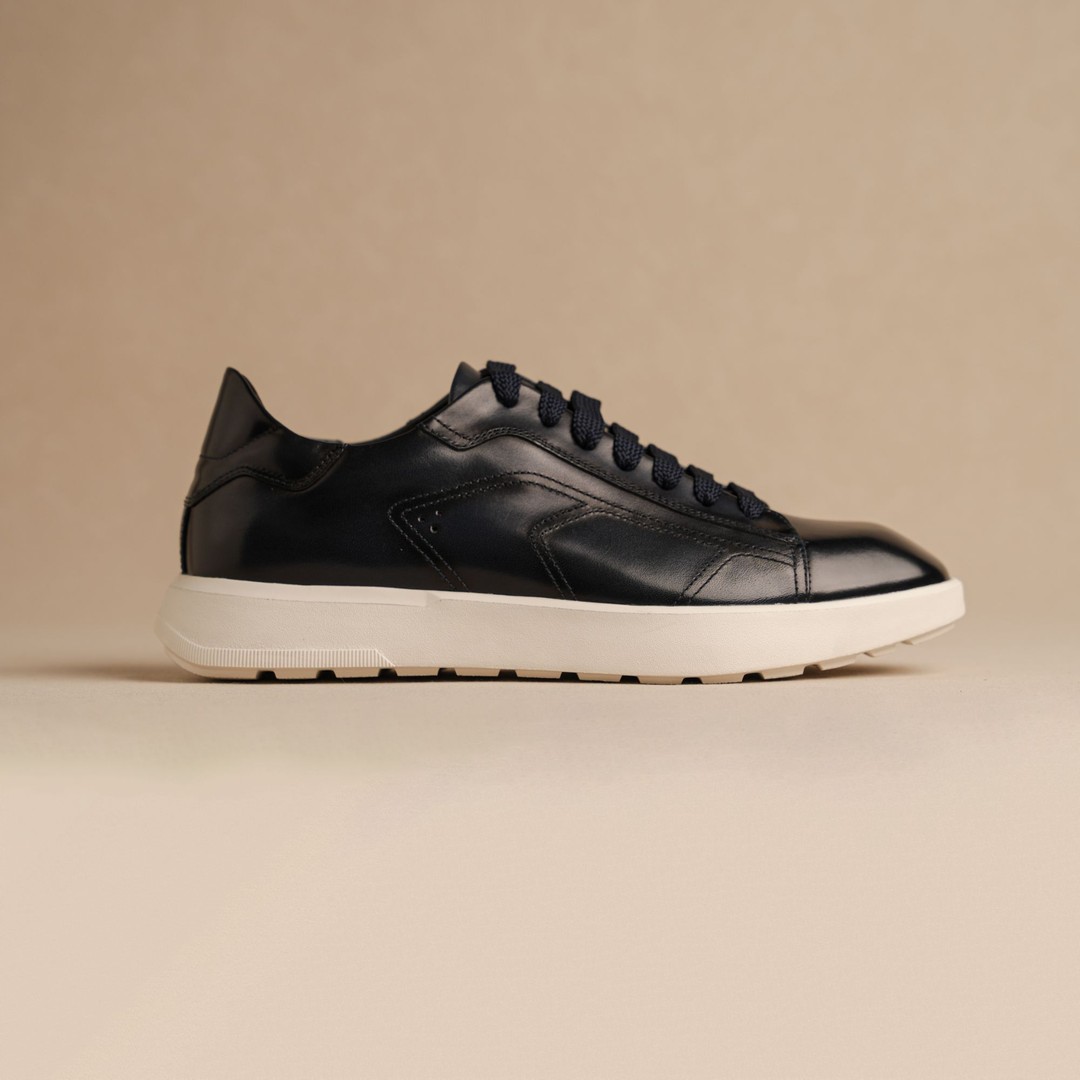 轻奢手工休闲板鞋复古厚底舒适时尚百搭系带潮流真皮商务男鞋主图