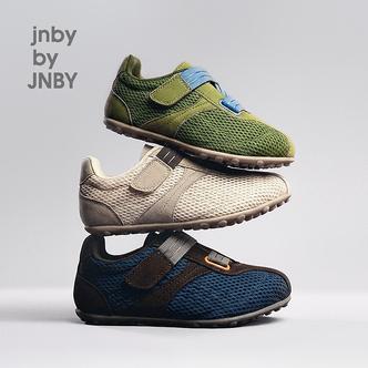 新款江南布衣童装鞋子运动鞋休闲26春男女童6Q2M10160主图