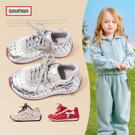 书萌银色阿甘鞋2026春季新款女童魔术贴软底运动鞋波点休闲德训鞋