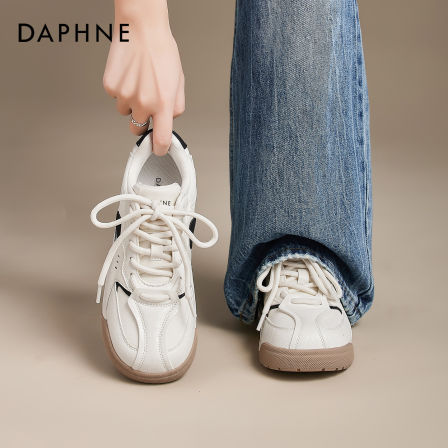 达芙妮厚底小白鞋女2026新款春季内增高软底德训运动百搭休闲板鞋