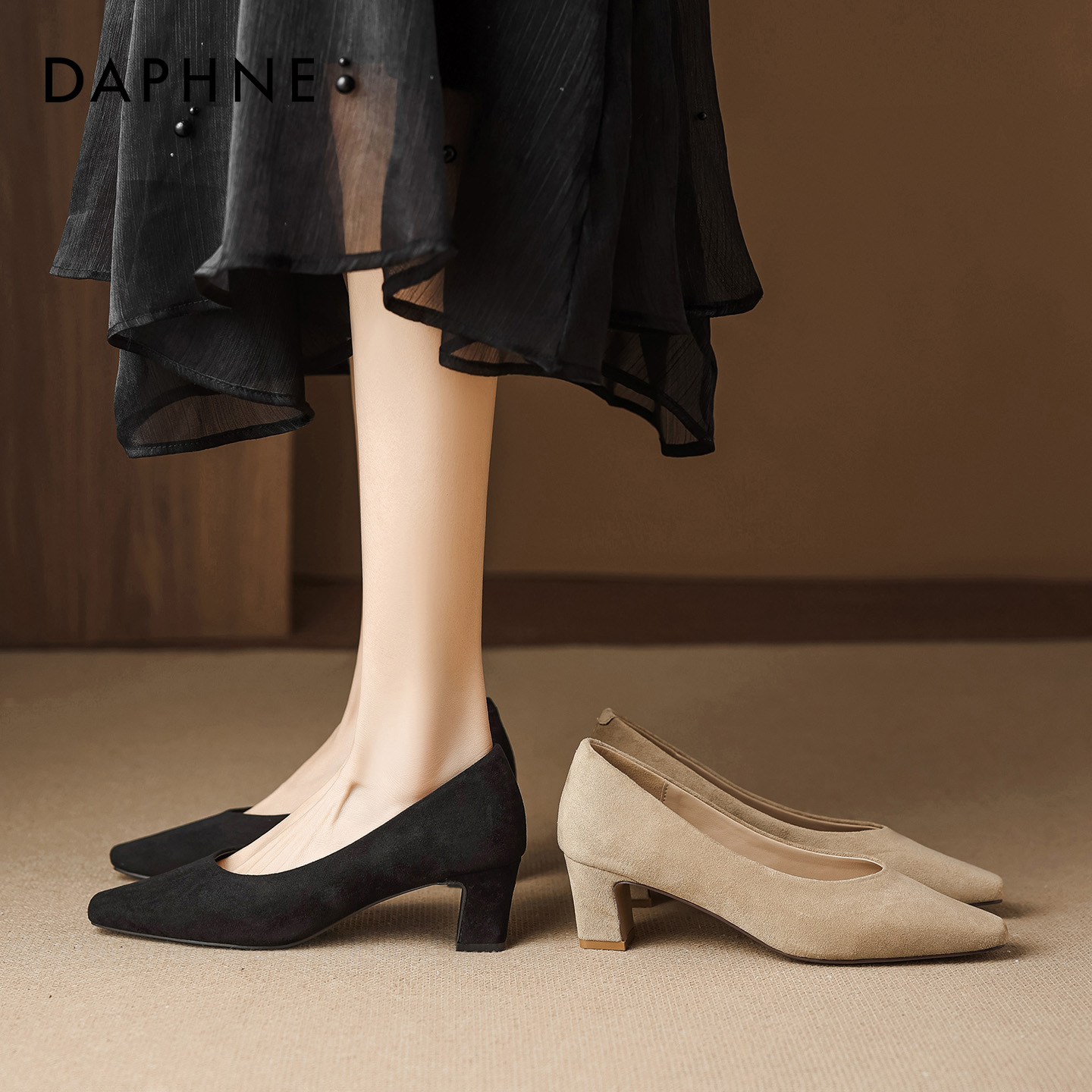 达芙妮高跟鞋女2026新款春季百搭中跟粗跟不累脚通勤工作浅口单鞋主图